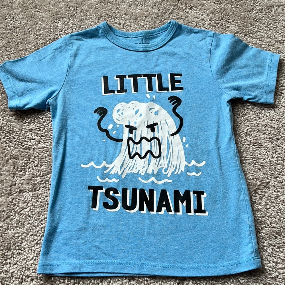 The Children’s Place boys tshirt, size 4t